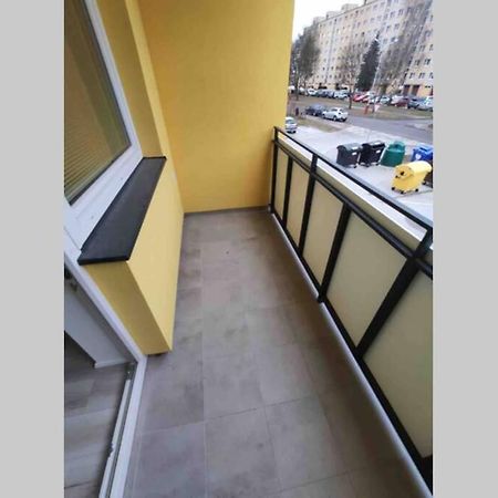 Moderne Studio S Bezplatnym Parkovanim 马汀 外观 照片